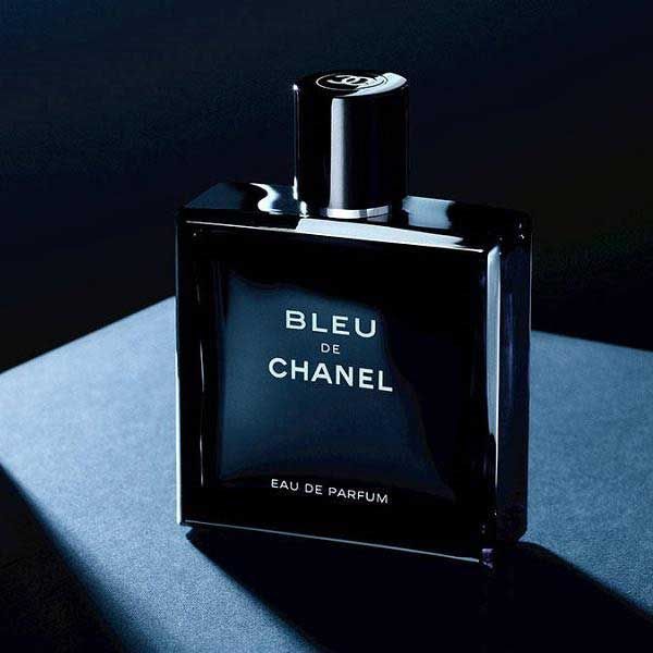 Thiết kế chai nước hoa Chanel Bleu EDP mạnh mẽ, c&aacute; t&iacute;nh
